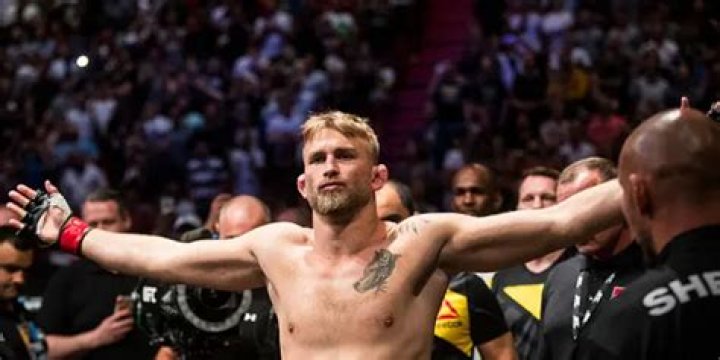 Alexander Gustafsson Net Worth | Celebrity Net Worth