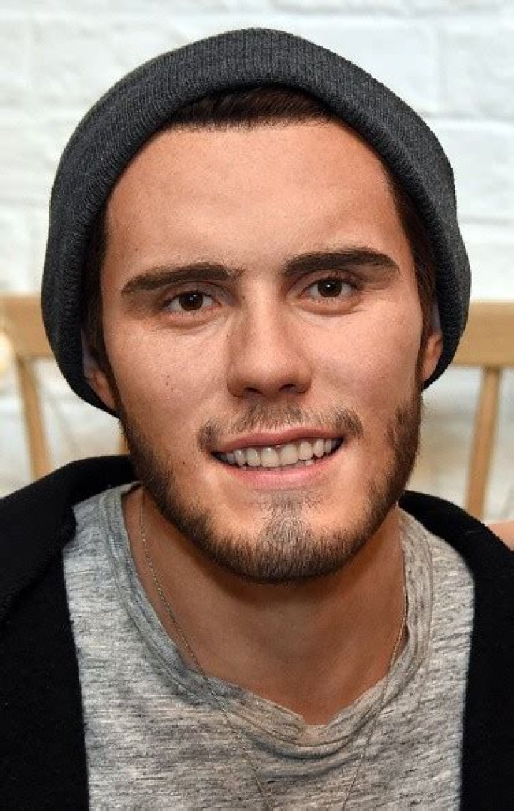 Alfie Deyes Net Worth | Celebrity Net Worth