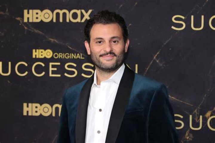 Arian Moayed Net Worth | Celebrity Net Worth