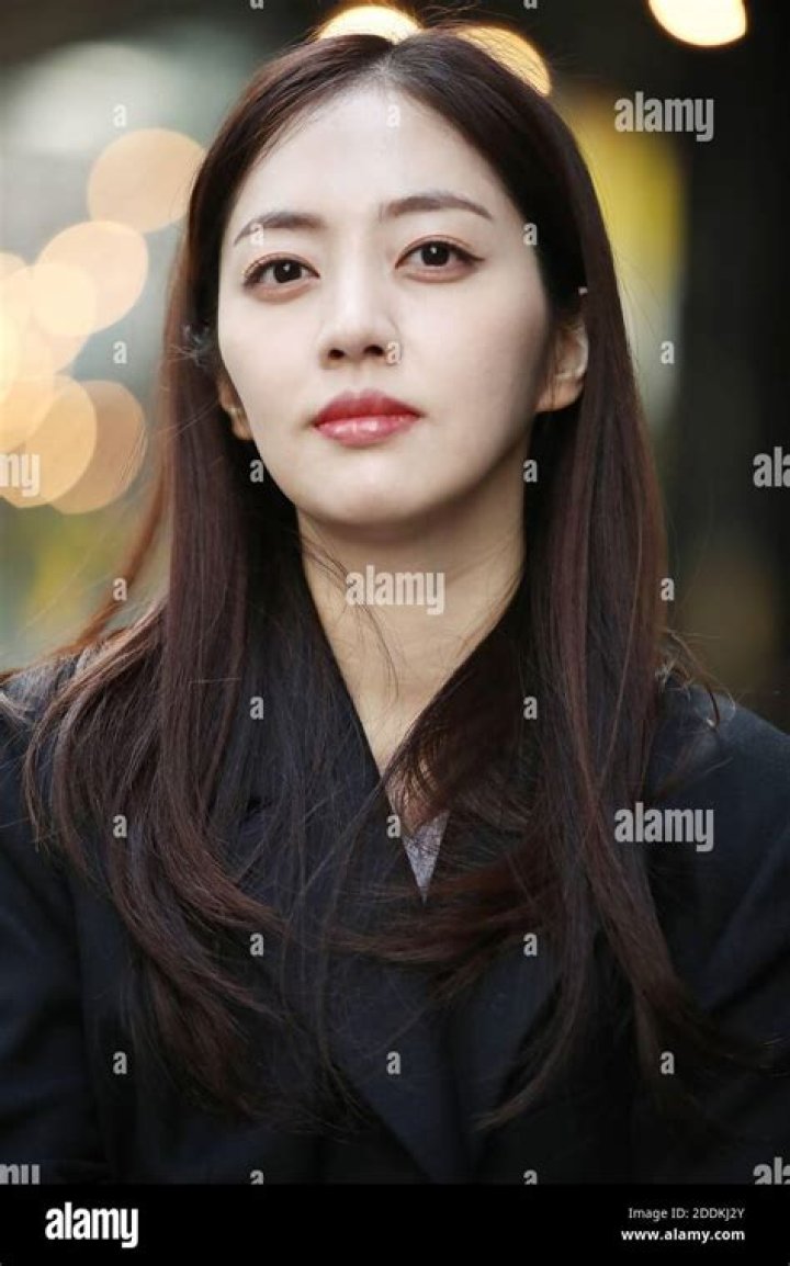 Baek Soo-min Height, Weight, Age, Girlfriend, Biography, Family