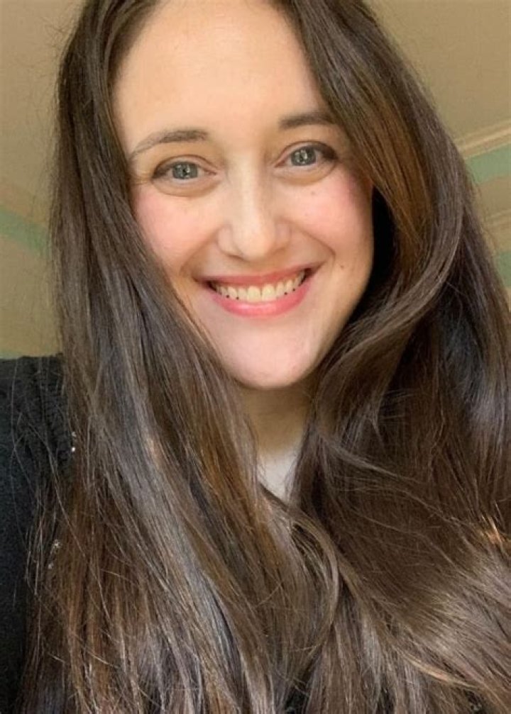 Becky Albertalli Height, Weight, Age, Body Statistics
