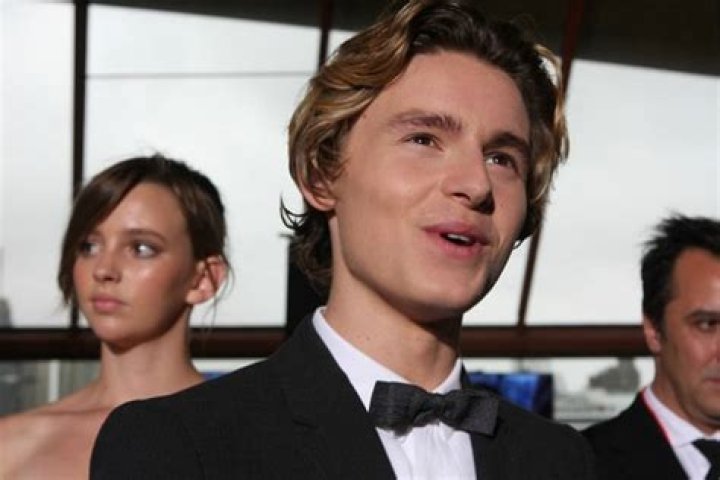 Callan McAuliffe Height, Weight, Age, Girlfriend, Family, Facts, Biography