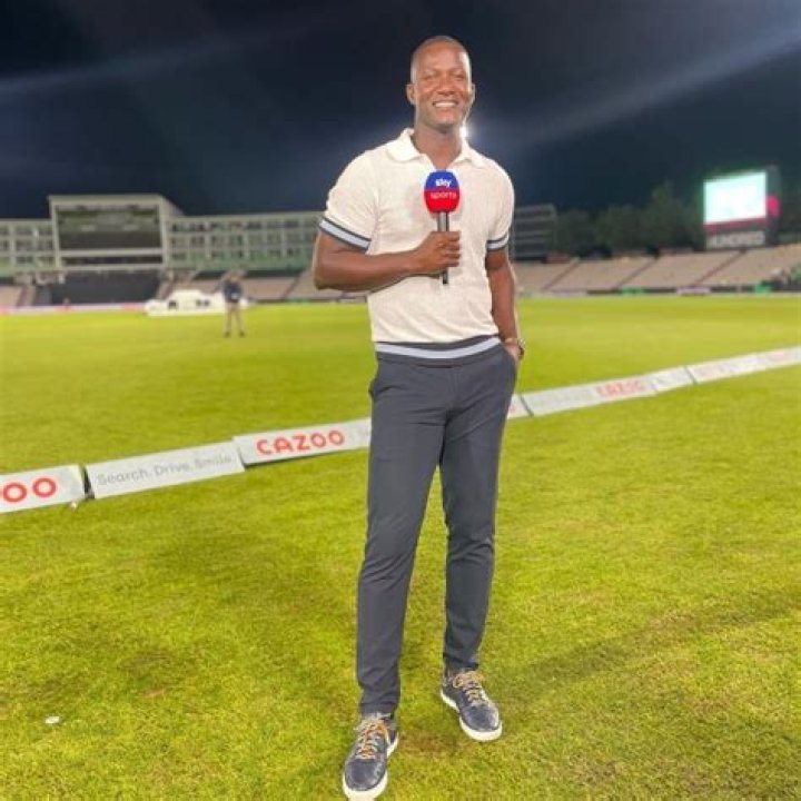 Daren Sammy Height, Weight, Age, Nationality, Religion