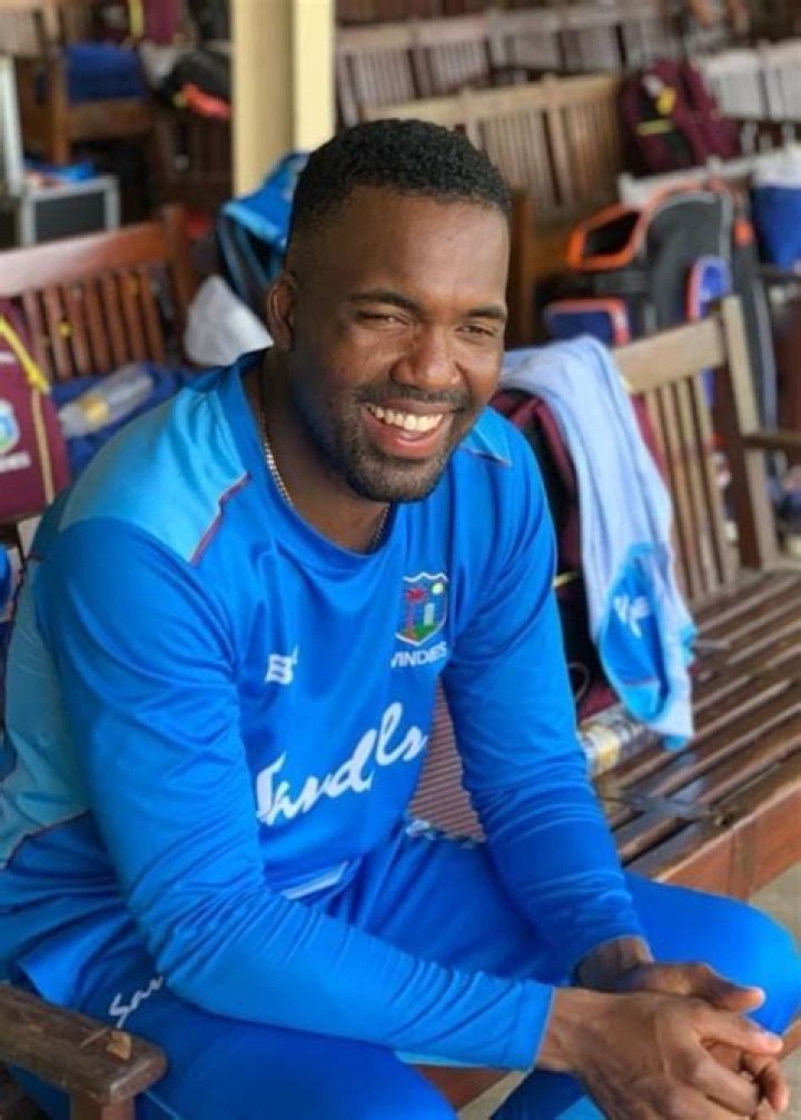 Darren Bravo Height, Weight, Age, Body Statistics