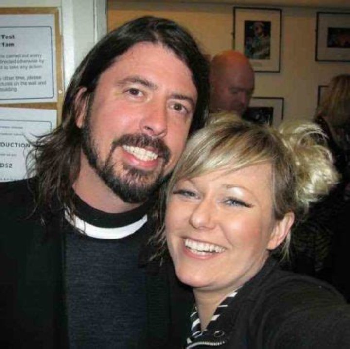 Dave Grohl Height, Weight, Age, Spouse, Family, Facts, Biography
