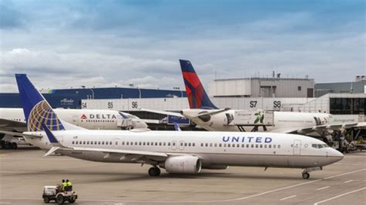 Delta and United Are Cutting Flights to 10 Major Cities, Starting in March