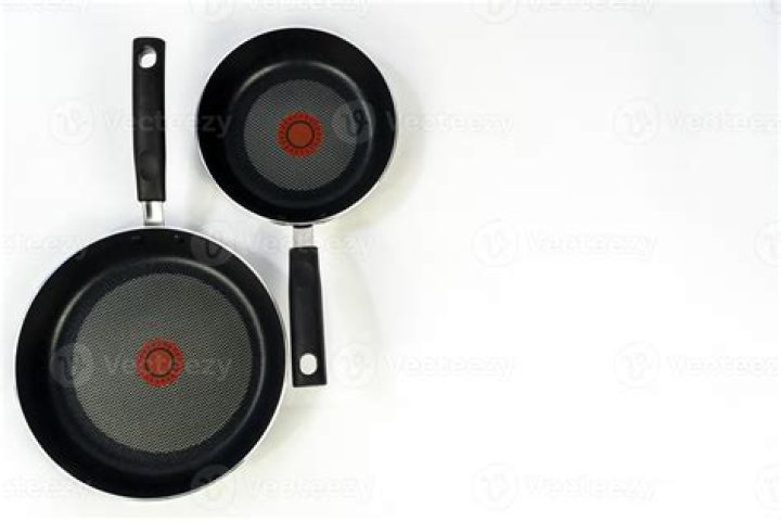 Do Bialetti pans have Teflon
