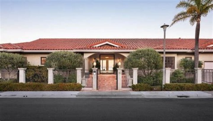 Estate Of Late Comedian Robin Williams Sells After Dropping Price From $35 Million To $18.1 Million