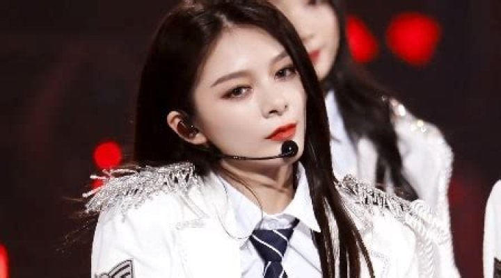 Fu Jing (Singer) Height, Weight, Age, Body Statistics