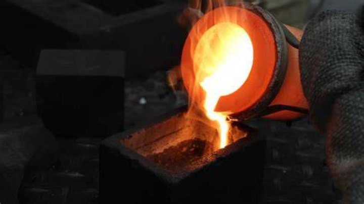 How do you melt scrap metal