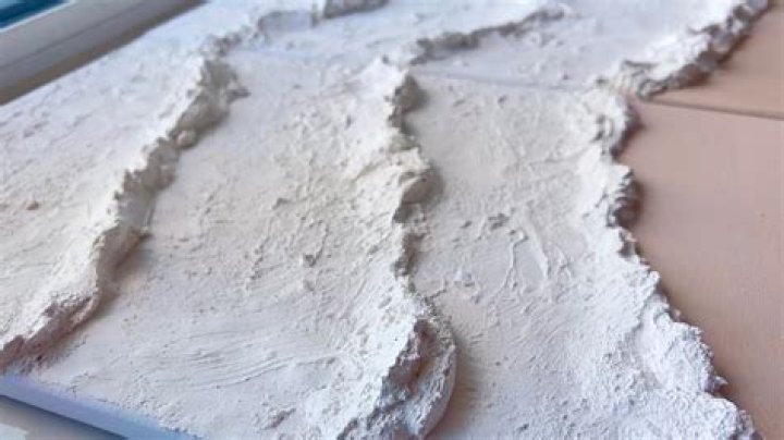 How do you mix silk plaster