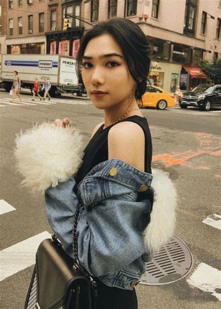 Isyana Sarasvati Height, Weight, Age, Body Statistics