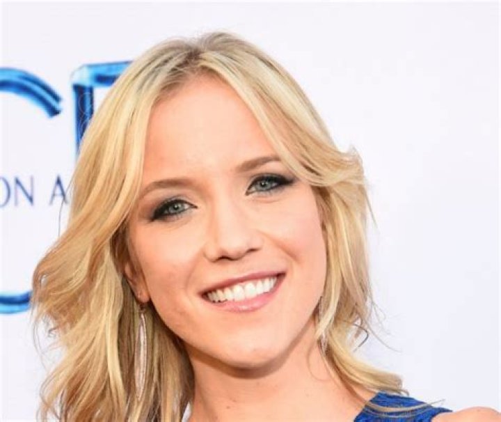Jessy Schram Net Worth | Celebrity Net Worth