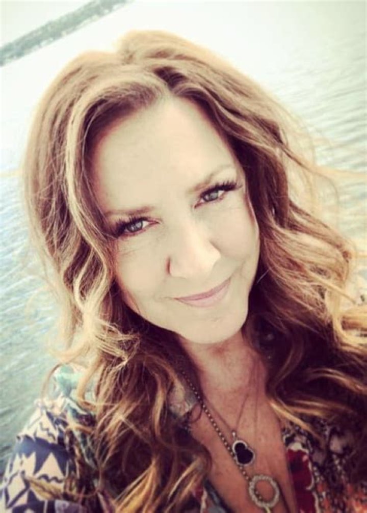 Joely Fisher Height, Weight, Age, Spouse, Family, Facts, Biography