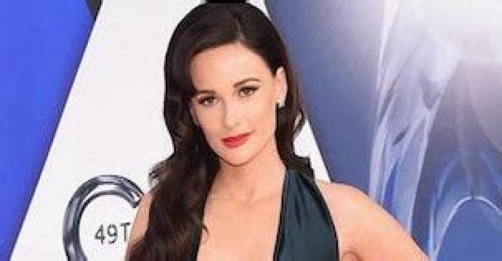 Kacey Musgraves Height, Weight, Age, Boyfriend, Family, Facts, Biography