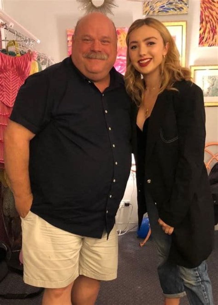 Kevin Chamberlin Height, Weight, Age, Boyfriend, Family, Facts, Biography