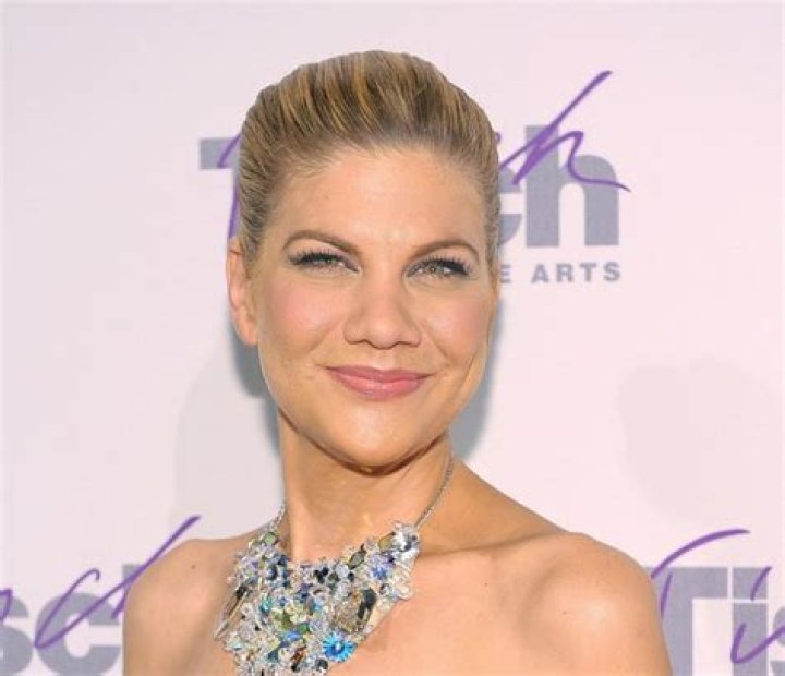 Kristen Johnston Net Worth | Celebrity Net Worth