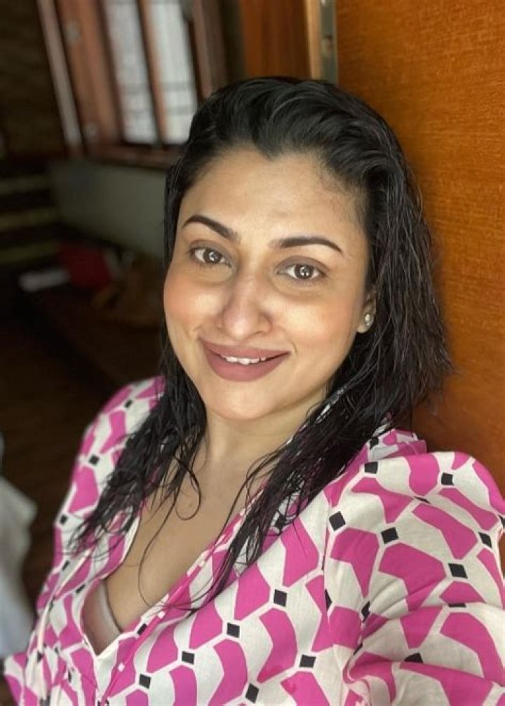 Malavika (Actress) Height, Weight, Age, Body Statistics