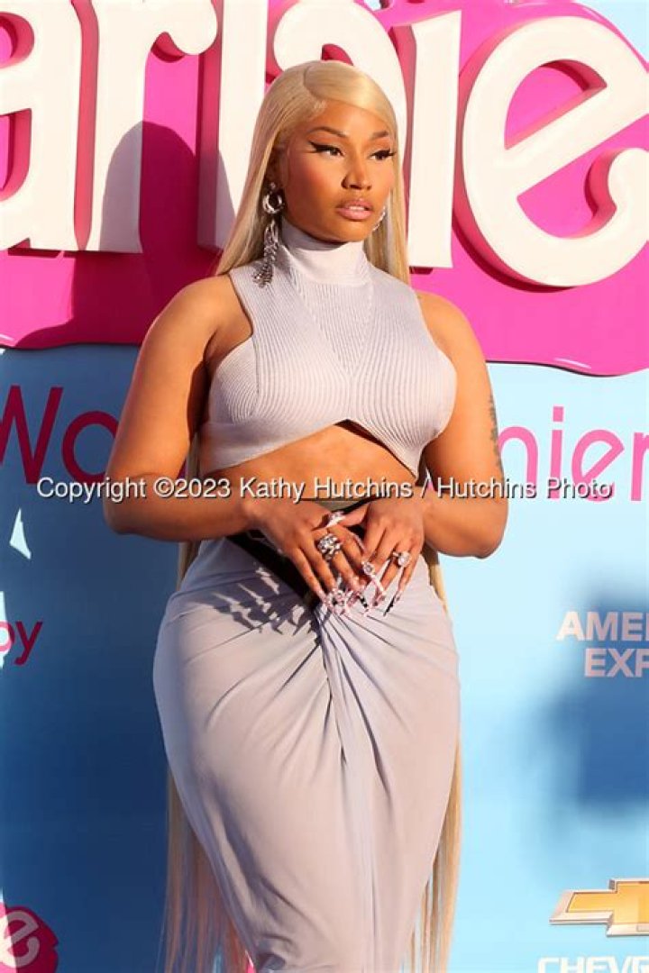 Nicki Minaj Height, Weight, Age, Boyfriend, Body Statistics