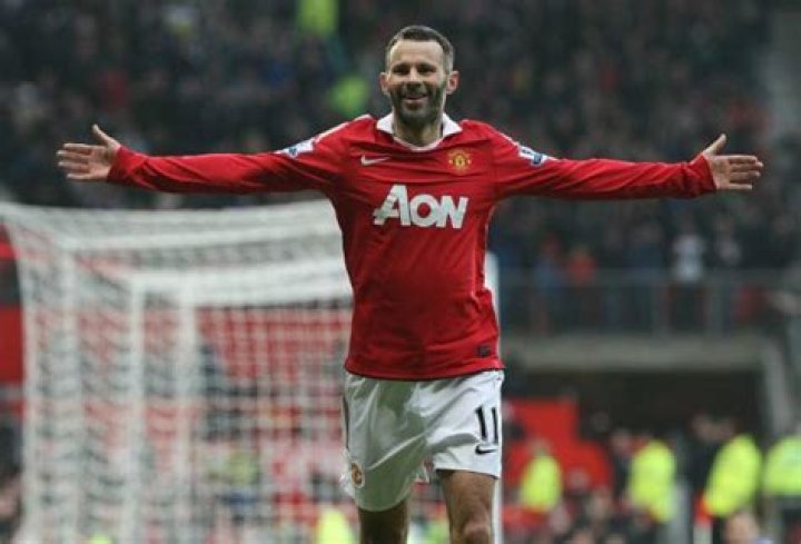 Ryan Giggs Height, Weight, Age, Body Statistics