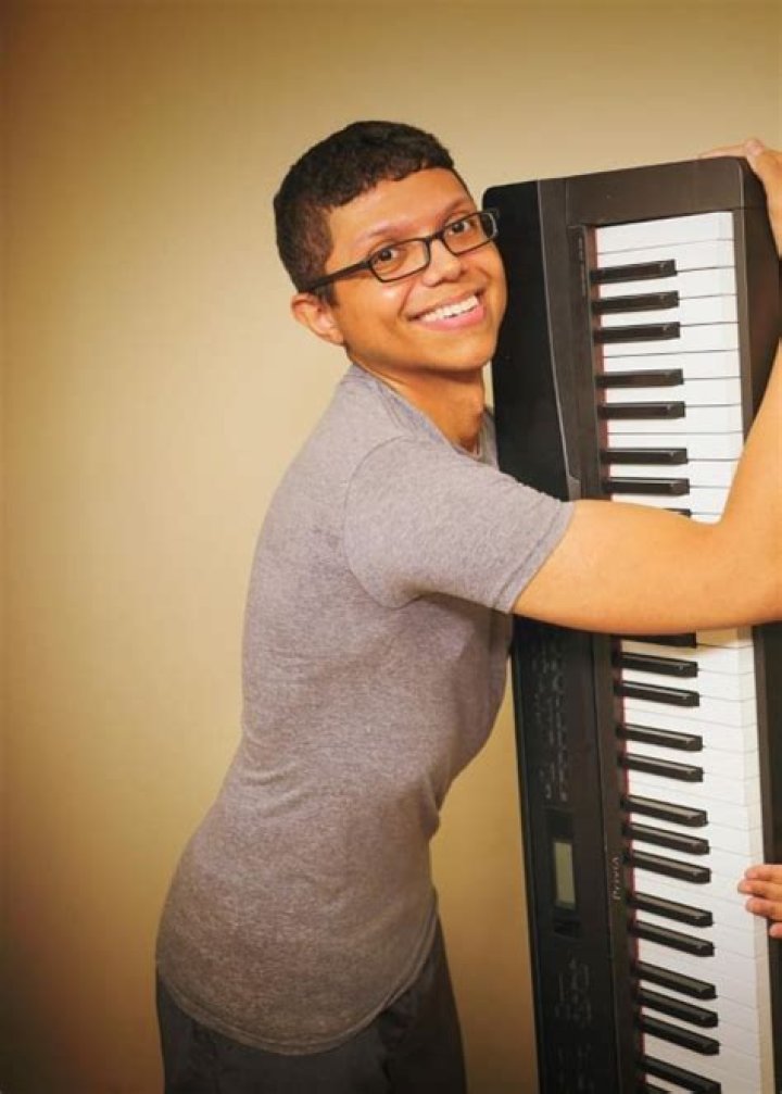 Tay Zonday Height, Weight, Age, Body Statistics