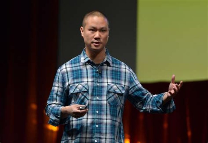 This CEO Is Worth $840 MIllion So Obviously He Lives In Las Vegas Trailer Park... Wait, What??
