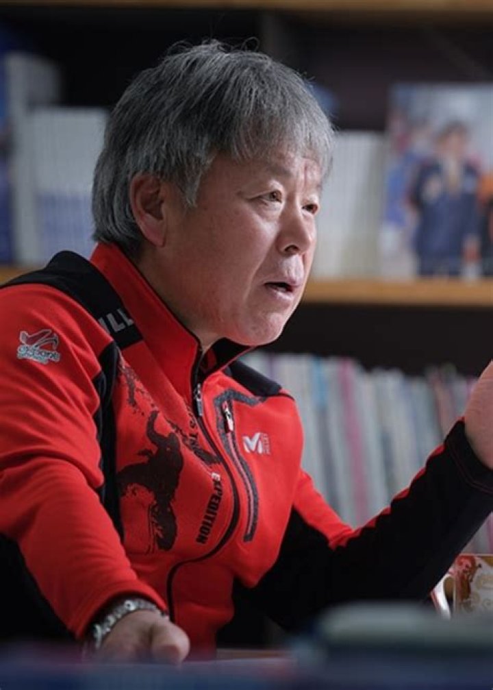 Um Hong-gil Height, Weight, Age, Body Statistics