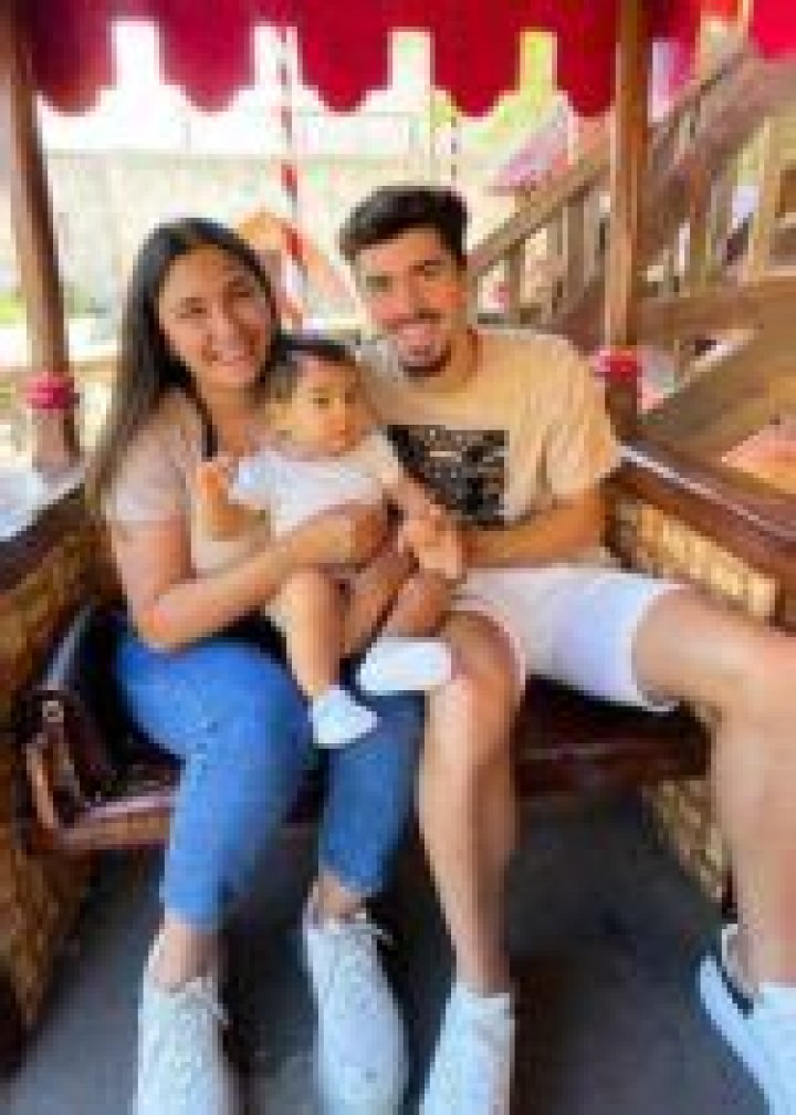 Vitinha Height, Weight, Age, Girlfriend, Family