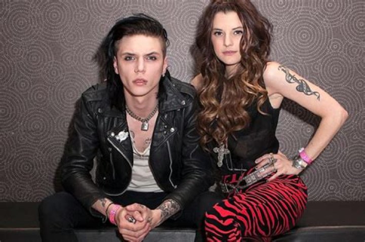 Who is Andy Biersack Dating Now