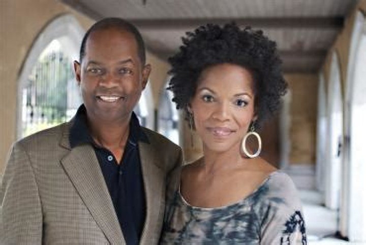 Who is Earl Klugh Dating Now