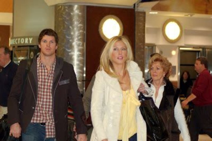 Who is Jason Arnott Dating Now
