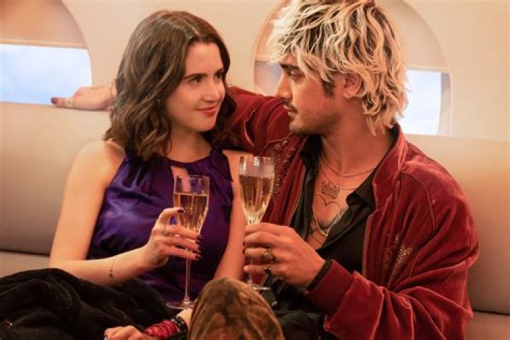 Who is Laura Marano Dating Now
