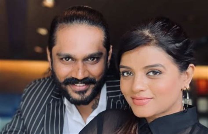 Who is Mitali Nag Dating Now?