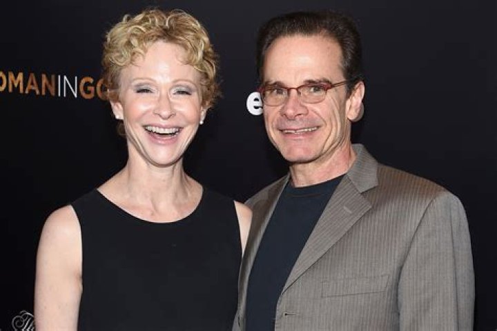Who is Peter Scolari Dating Now