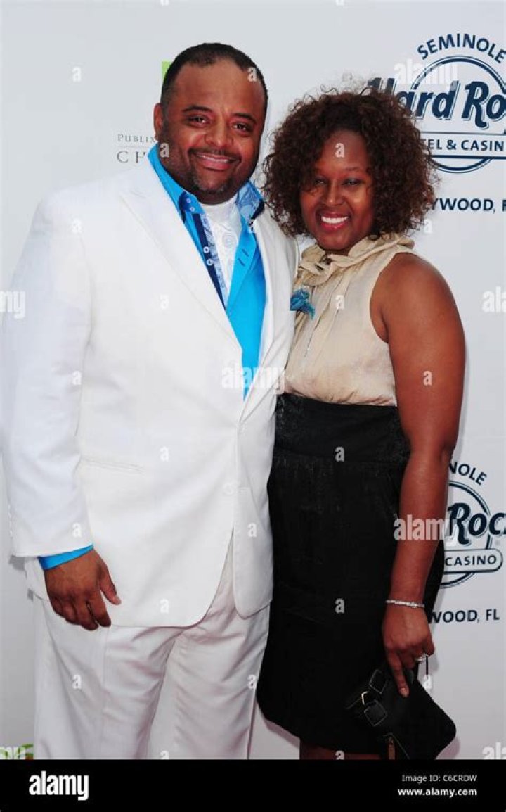 Who is Roland Martin Dating Now?