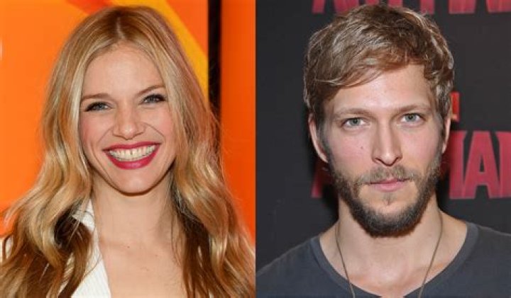 Who is Tracy Spiridakos Dating Now