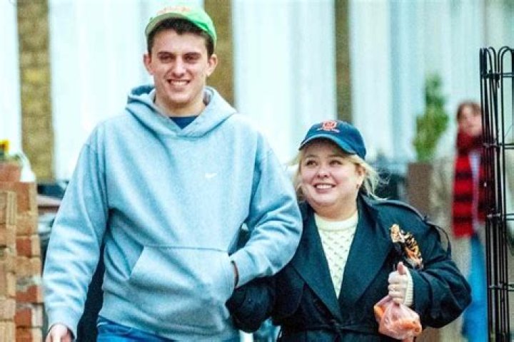 Who is Viandra Dunn Dating Now?