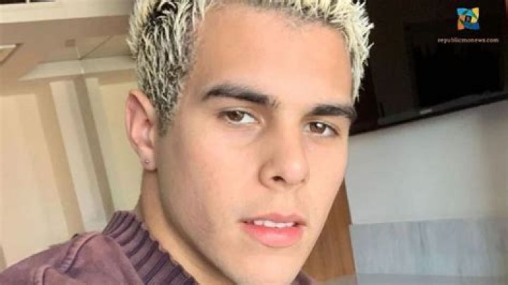 Who is Zabdiel De Jesus Dating Now